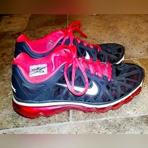 Women's black & pink Air Max